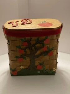 Vintage 60s 70s Caro Nan Apple Rectangle Wooden Woven Hand Painted Basket Purse - Picture 1 of 9