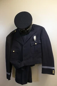 Uniforme de Jefe del Departamento de Bomberos de Indiana North Manchester de Colección Años 50 Con Insignia  - Imagen 1 de 9