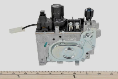 Honeywell VS8520E2068 FireplaceGasVlv Kozy,Lennox,Pr