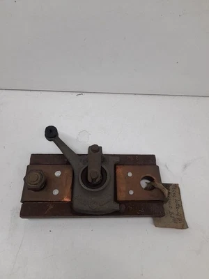 Fiat 642 682 Battery Disconnect Switch General For Vintage Trucks, Bottom Of MA - Image 1 of 4
