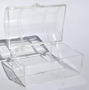 Small Treasure Chest, Pirate Chest Plastic Container, Gift Gem Toy Box, Quan: 20 - Picture 1 of 4