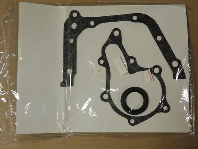 Detroit 14339 Crankshaft Seal Set For 1983-87 Toyota 1.5L 1.6L 4 Cyl - Image 1 of 4