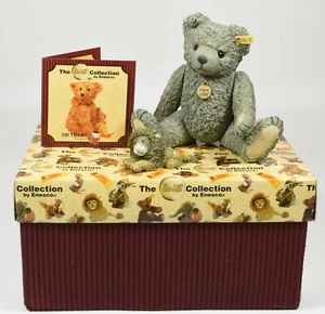 Steiff Collection di Enesco porcellana 1998 Orso con peltro Leone Steiff in scatola - Foto 1 di 7