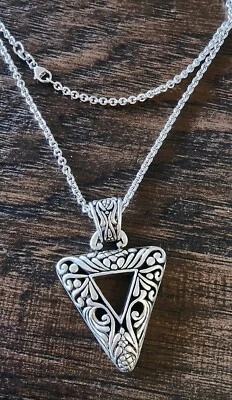 John Hardy Colgante Triángulo Adornado en Collar de Cadena de 20" ¡TAN BONITO! Foto 1 de 4
