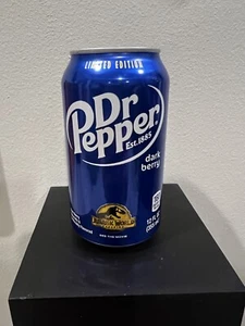 Dr. Pepper Dark Berry Limited Edition Jurassic World Dominion 12oz. Leere Dose - Bild 1 von 5