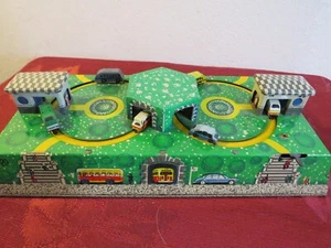 Juego de cuerda vintage ruso de juguete de hojalata ABTOTPACCA con llave, funciona - Imagen 1 de 4