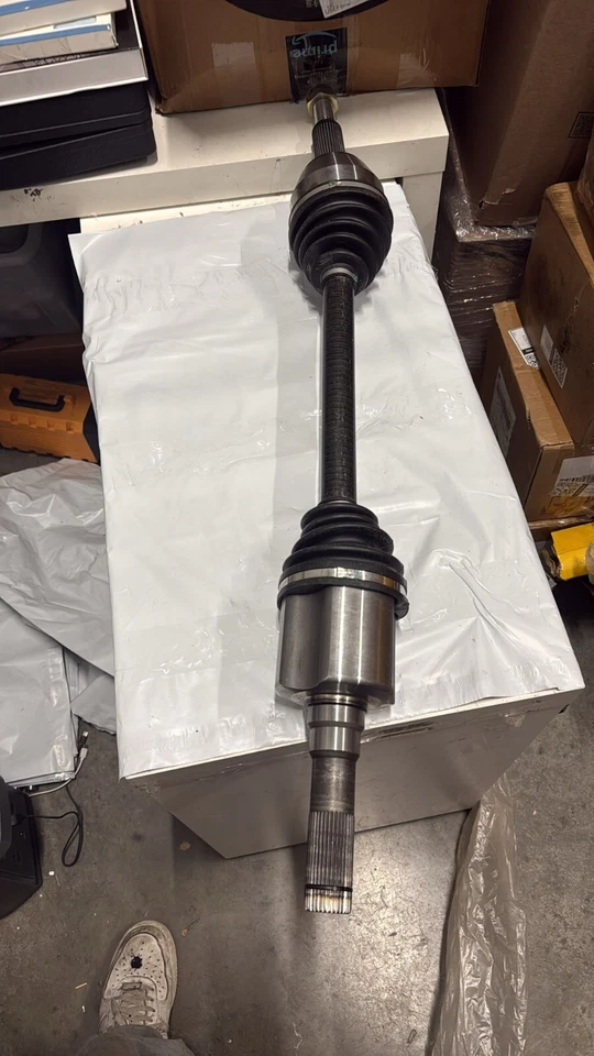 Conjunto de eje GSP NCV11157 CV se adapta a seleccionar: Ford Expedition 2003-2022 Foto 1 de 1