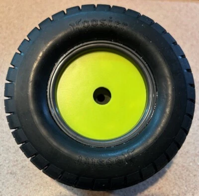 Wheel Covers for the NEW "Traxxas Modified" by RacinDots - Image 1 of 4