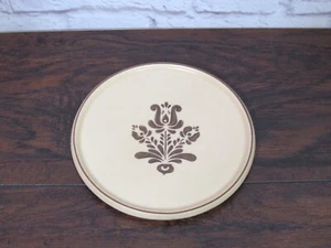 PFALTZGRAFF USA, 7" ROUND TRIVET ~ 'VILLAGE' ~ #970, BROWN ON CREAM - Picture 1 of 4