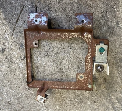 1985-1988 Ford Thunderbird Turbo Coupe Mercury Cougar Fuse Box Mount Bracket - Image 1 of 2