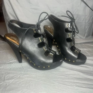 Fergie Damen zitternde schwarze Stiletto-Sandalen Größe 8,5 M US - Bild 1 von 15