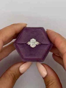 Lab Diamond 2.00 Cts IGI CERTIFIED D/VVS1 Oval Cut Three Stone Engagement Ring - Picture 1 of 14