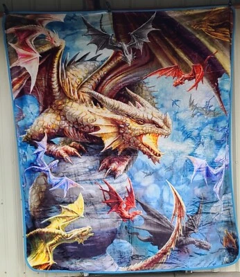 MANTA ANNE STOKES DRAGÓN CLAN FUEGO CIELO NUBE FANTASÍA GÓTICA TAMAÑO REINA Foto 1 de 2