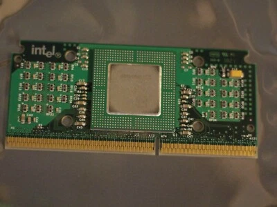 INTEL CELERON SL2YP 300/66 300 MHz SLOT 1 CPU processor WORKING - Image 1 of 3