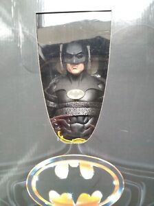 Neca Batman 1/4 Mickael Keaton Figurine 45 cm