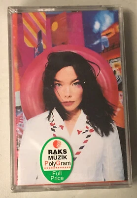 BJORK - POST (1995) SEALED CASSETTE MADE IN TURKEY - Image 1 of 2