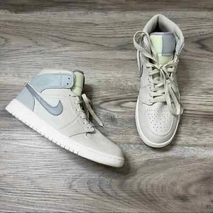 Air Jordan 1 Mid Retro SE Grey Fog Sneakers Shoes 852542-003 sz 8.5 - Picture 1 of 10