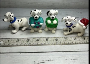 4 Disney 101 Dalmations Plastic Figure Toys Lot Dogs Cake Topper Christmas Santa - Picture 1 of 15