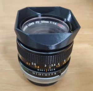 Square Hood for CANON FD 50mm 1:1.4 24mm 1:2.8 35mm 1:2 85mm 100mm S.S.C. Lens - Picture 1 of 6
