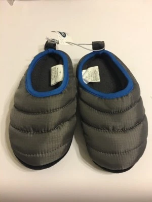 Chinelos Old Navy meninos crianças sapatos tamanho médio 12-13 cinza - Imagem 1 de 4