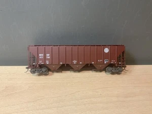 Walthers Platinum 932-41271 HO BNSF PS2-CD 4427 Covered Hopper BNSF #417790 - Bild 1 von 7