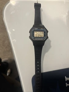 Vintage Casio W-400 106 Marlin Digital Wrist Watch Japan - Picture 1 of 6