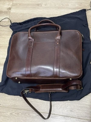 Pasta satchel e page counselor como nova - Imagem 1 de 4