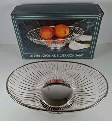 SILVER PLATED OVAL FRUIT / BREAD BASKET IN BOX (Vintage) New In Box Tarnished* - Image 1 of 4