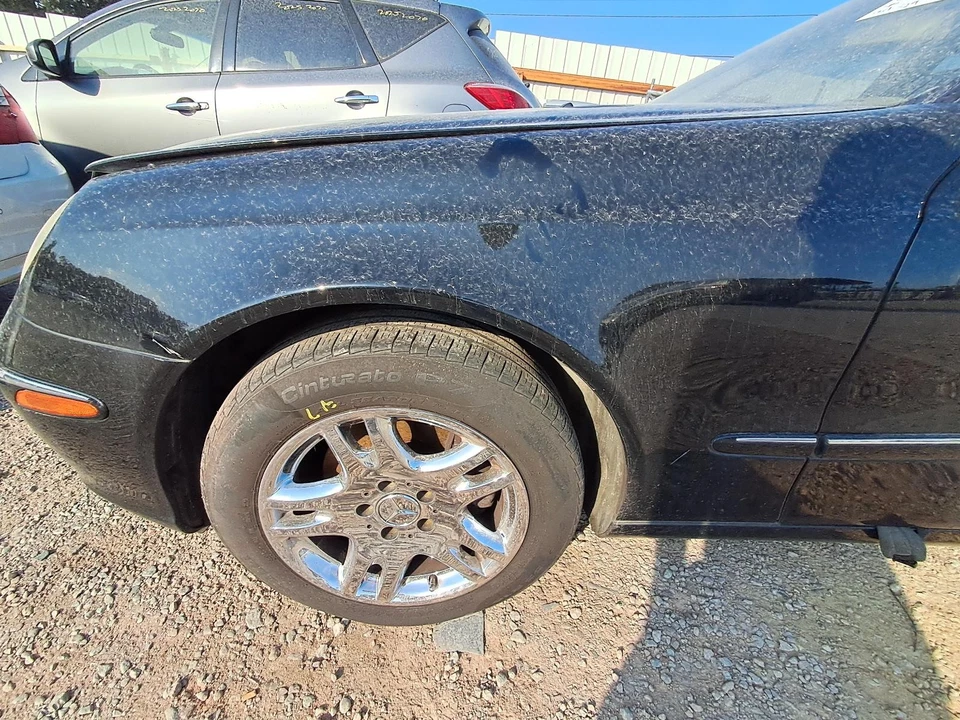 Used Front Left Fender fits: 2004 Mercedes-benz Mercedes e-class 211 Type E320 F - Изображение 1 из 4