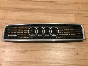 Front Center Grille From 2005 Audi A4 3.0 Quattro 8E0853651F - Picture 1 of 10