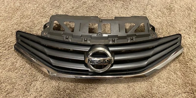 Nissan Versa Note 2014-2016 parrilla superior hatchback parrilla parrilla Foto 1 de 4