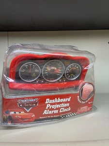 Disney Pixar World Cars Lightning Mcqueen Armaturenbrett Projektionswecker Neu - Bild 1 von 4