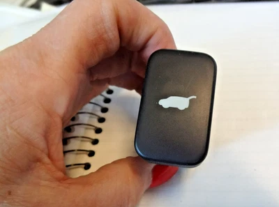 2005 2006 2007 2008 2009 2010 Honda Odyssey Rear Hatch, Automatic Button Switch - Изображение 1 из 4