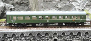 Tillig 95626 vagón de tren 2. Clase con compartimento buffet B4gre de la RD - Imagen 1 de 3