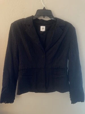 Blazer flamenco con ojales negros talla 2 CAbi para mujer Foto 1 de 2