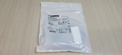 TELEMECANIQUE SCHNEIDER INDUCTIVE PROXIMITY SWITCH XS1N30PA349TF 24VDC 200 MA - Image 1 of 4