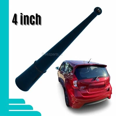 Antena 4" negra para Nissan Versa 2007-2020 Foto 1 de 4
