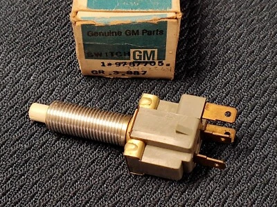 Interruptor de freio NOS GM # 9787705 cruzeiro Chevrolet 1967 Chevelle Camaro 76-77 CK - Imagem 1 de 2