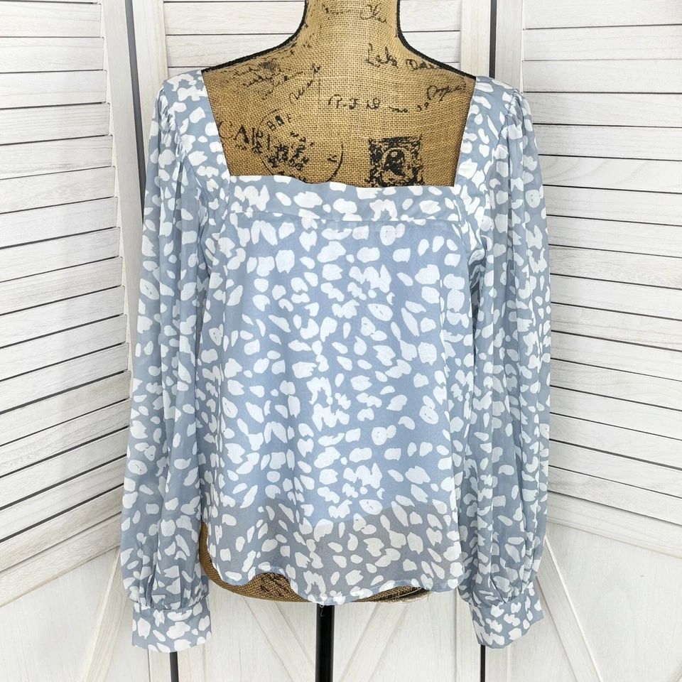 Lucca Blouse Womens Large Blue White Petal Print Square Neck Crop Long Sleeve - Imagem 1 de 4