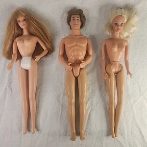 Barbie 1966 Twist Turn Bend Legs 1 Blonde 1 White/Blonde And Ken 1968 Brown VTG - Picture 1 of 14