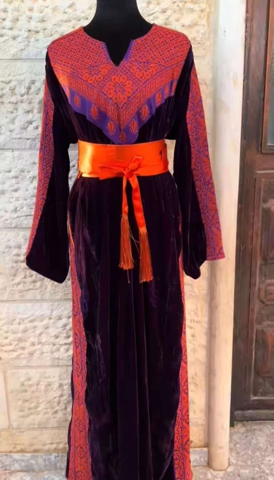 Vestido de noiva vintage palestino feito à mão pontos tecido bordado Thoub - Imagem 1 de 1
