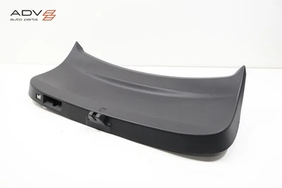 Chevrolet Blazer EV 2024-2025 PUERTA TRASERA PUERTA LEVADIZA PUERTA TRASERA EMBELLECEDOR INFERIOR CUBIERTA OEM Foto 1 de 4