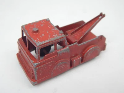 Camión grúa Midgetoy ILL de metal rojo vehículo de colección Foto 1 de 4