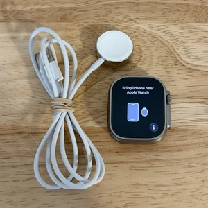 Apple Watch Ultra Gen 1 49 mm GPS LTE celular sin banda envío en 1 día hábil - Imagen 1 de 5