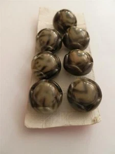 Beautiful Animal Design Vintage Buttons-Set of 7 - Foto 1 di 1
