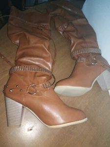 Caramel Brown Knee High Heel Boots Leg Wrap Straps & Buckle Accents Size 39 - Picture 1 of 7