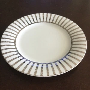 Neu Royal Doulton Jive Platin 9" Teller England - Bild 1 von 4