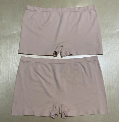Hanes Women's Size XL (8) Seamless Soft Sporty Boyshort Panties 2 Pack in Beige - Image 1 of 3