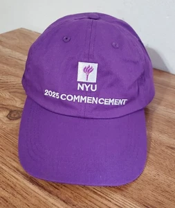 Nueva Gorra de Béisbol NYU 2025 Comienzo Yankee Stadium Universidad de Nueva York  - Imagen 1 de 7
