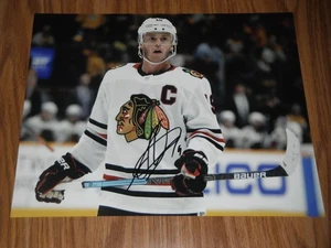 CHICAGO BLACKHAWKS JONATHAN TOEWS SIGNIERT 11X14 - Bild 1 von 1